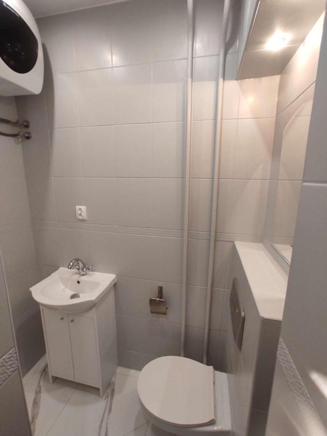 Obok Szczesliwej 7 Apartment กลีวิตเซ ภายนอก รูปภาพ